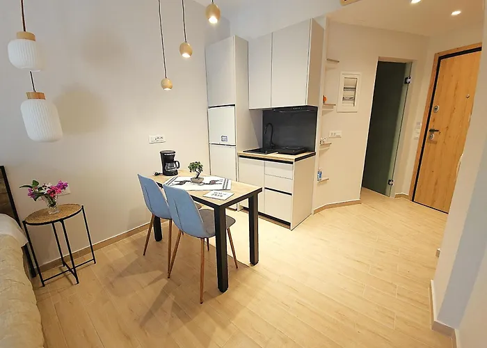 Seal Of Deer - Castle View - 5 Minute Walk To The * Rhodes City